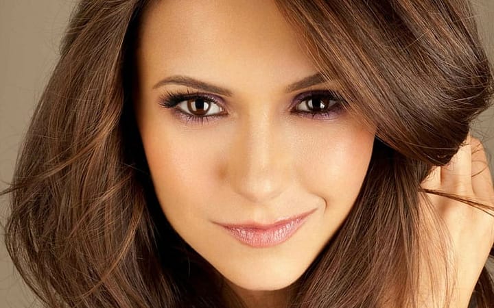 Nina Dobrev modellpályafutása után a színészetet választotta és milyen jól döntött!