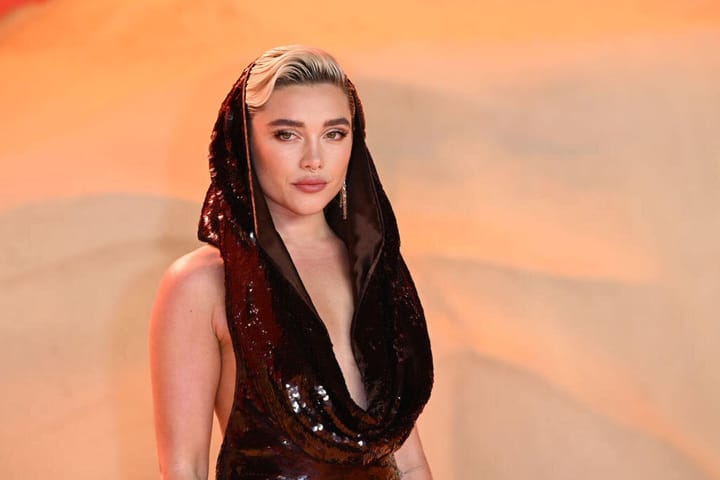 Florence Pugh aki cseppet sem szégyellős